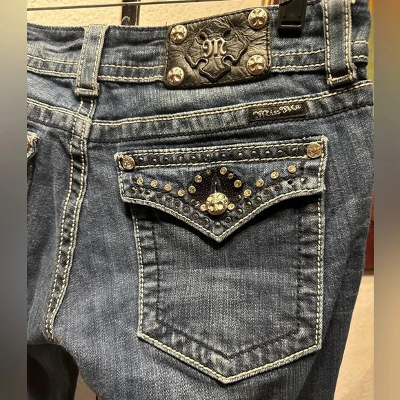 Miss Me distressed bootcut jeans size 29 - Picture 8 of 13